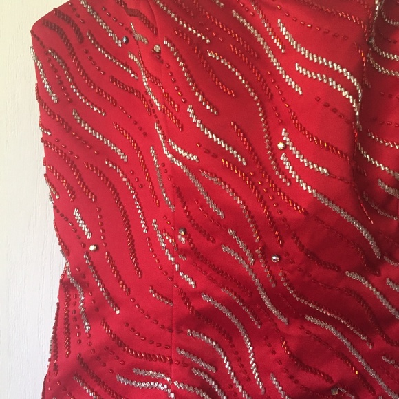 Red Ball Gown- Fit & Flare - Picture 6 of 8